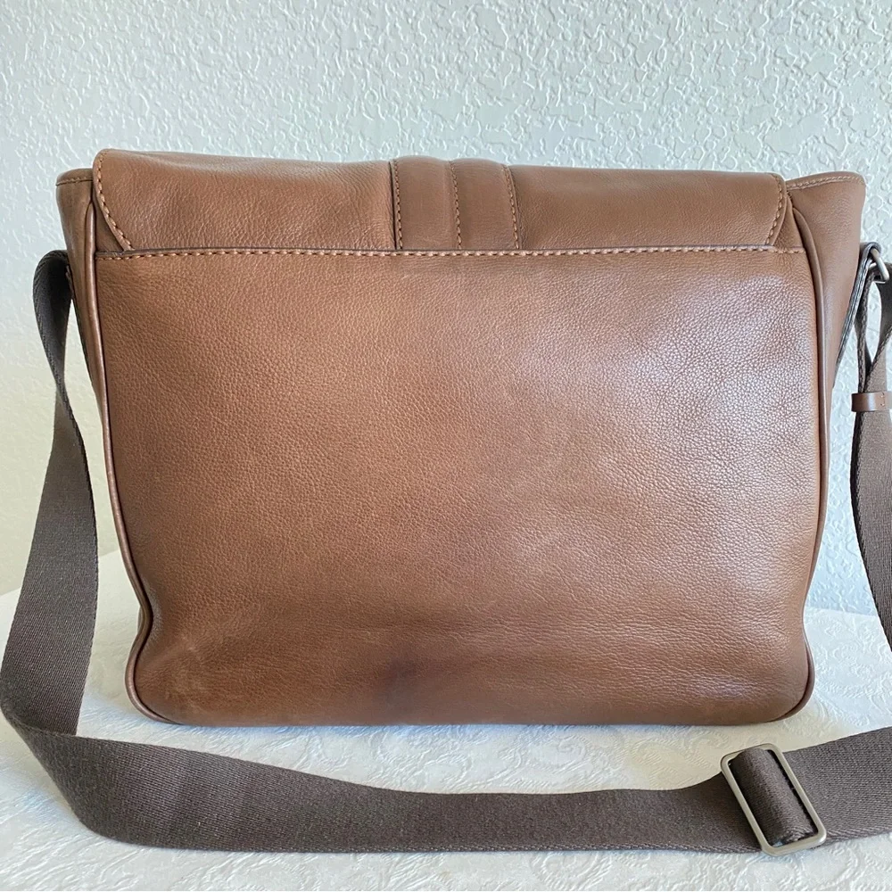Tod’s Leather Messenger Flap Bag
